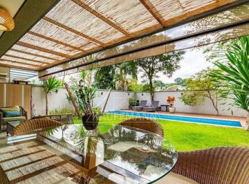 Casa · 320m² · 4 Quartos · 4 Vagas · Casa em Condomínio à Venda no Jardim Cordeiro , 4 Suítes , 4 Vagas ? 424m²  Área Construída