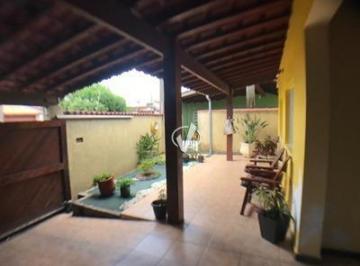 Casa · 186m² · 3 Quartos · 2 Vagas · CASA À VENDA - TRIÂNGULO - PINDAMONHANGABA - SP