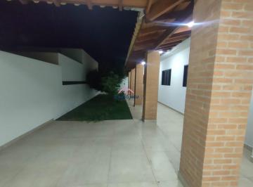 Foto 02 · Excelente imóvel, construção em L com 3 dormitórios, sendo uma suíte, 2 banheiro social(1interno+1ex