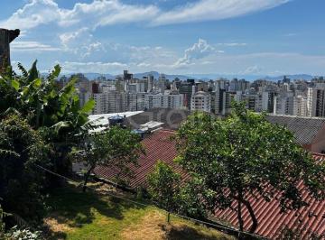01 · Terreno de 557.1m² no bairro Centro