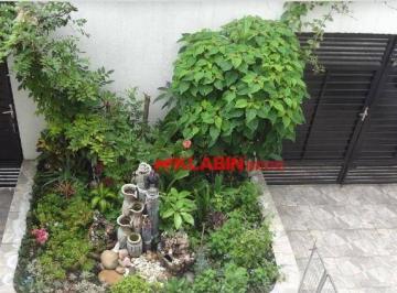 501b4834c8d3b03465d3b34b06d96aa6a657c1f8 · Sobrado com 4 Quartos e 3 banheiros à Venda, 140 m² por R$ 1.080.000