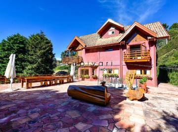 Casa · 958m² · 7 Quartos · 10 Vagas · Casa Alto Padrão Próximo ao Centro de Capivari em Campos do Jordão/SP