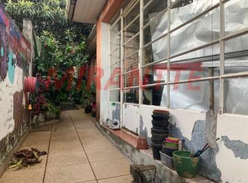 732b9a00f2db619b4e5c6ec06c826cba.jpg · Sobrado com 2 quartos
