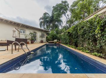Casa de 4 quartos, São Paulo · CASA À VENDA COM 4 QUARTOS, 413M2 AU, PISCINA EM ALTO DE PINHEIROS.