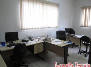2022/12/201129613.jpg · Galpão comercial com 700 m² para venda com 3 andares e 6 banheiros no Jd Alzira em Santo André/SP.