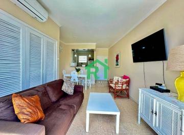 Sala · Apartamento com 2 dormitórios à venda, 90 m² por R$ 430.000,00 - Pitangueiras - Guarujá/SP