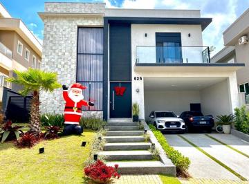 Casa · 355m² · 4 Quartos · 4 Vagas · Excepcional casa no Residencial Tamboré