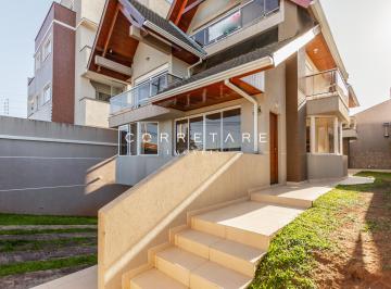 Casa de 4 quartos, Curitiba · Linda casa segura espaçosa e com muita luz natural no Santa Quitéria/Vila Izabel