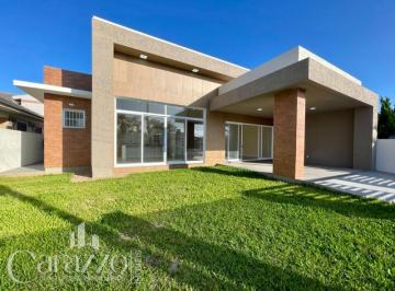 Apartamento · 190m² · 3 Quartos · 1 Vaga · Casa nova com 03 dormitórios