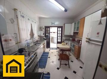 924a157a16e873e0486823fb4a9c84455ed4e953 · Casa Residencial à venda, Vila Santa Rosa, Mauá - CA0824.