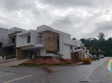 Casa · 292m² · 3 Quartos · 4 Vagas · Condomínio Brisas da Mata - Incrível Casa em Jundiaí!