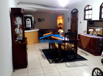 Casa · 277m² · 4 Quartos · 3 Vagas · Ótimo Sobrado com 260m², 4 quartos e 3 vagas - Santa Maria, Osasco.
