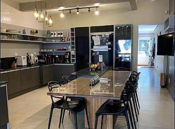 Casa · 155m² · 3 Quartos · 1 Vaga · Casa no Laranjal Localização Privilegiada Pelotas-RS