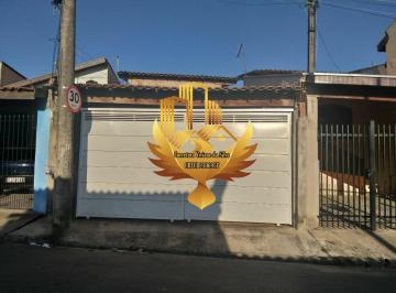 Foto 01 · Casa à venda em Taubaté-SP, bairro Chácaras Flórida: 2 quartos, 1 sala, 1 banheiro, 2 vagas de garag