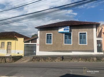 Casa · 300m² · 1 Vaga · Casa no Lavapés com Terreno