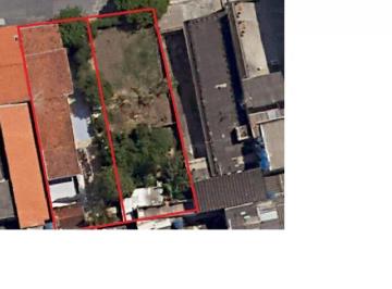 Casa · 250m² · 3 Quartos · 2 Vagas · Casa de campo na cidade - terreno 600m² (300m² só pomar)