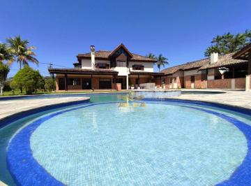 80dab7fb7edbb2974a676b41133891ccca331fa3 · Casa com 6 suítes e casa de caseiro - Área de lazer com piscina, churrasqueira e jardim - 4 vagas -