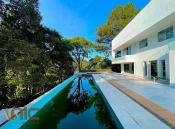 408ff82a496f6f2a92c575156393bf6e7d0ef6f2 · Casa com 4 dormitórios à venda, 700 m² por R$ 4.000.000,00 - Comary - Teresópolis/RJ