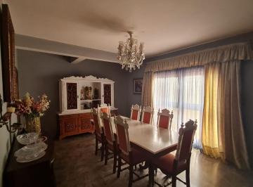 Comercial de 3 quartos, Jundiaí · MÓVEL COMERCIAL À VENDA EM JUNDIAI – CENTRO – SOBRADO 