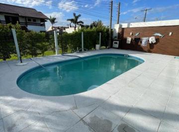 Apartamento · 265m² · 2 Quartos · 2 Vagas · casa de esquina prox ao lago do braço morto em imbé