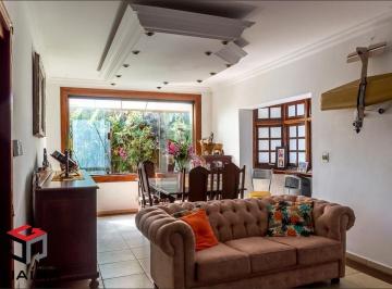 Casa · 254m² · 5 Quartos · 8 Vagas · Casa Térrea à venda 5 quartos 3 suítes 8 vagas Santa Terezinha - São Bernardo do Campo - SP