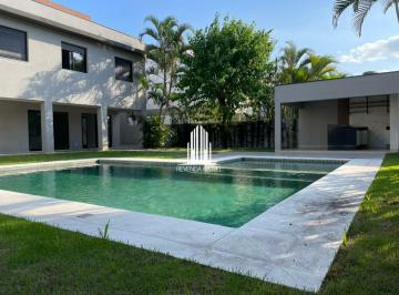 Casa · 390m² · 4 Quartos · 4 Vagas · Casa com 4 quartos 2 suítes 4 vagas de garagem