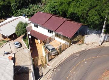 Casa · 128m² · 3 Quartos · 2 Vagas · Casa e Kitnets à venda no bairro Beverly Falls em Foz do Iguaçu.
