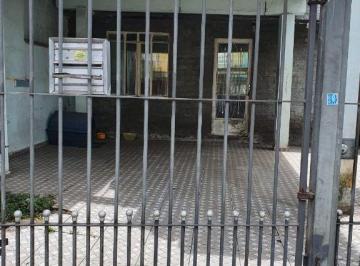 a1efe3abeade3257a69407aaf3cb1353373cd6de · Casa com 2 dormitórios à venda no Grajaú