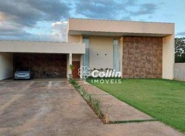 4968f5b4060623d785973f1b31ad1ecf884b3b5c · Casa com 3 dormitórios à venda, 265 m² por R$ 1.850.000,00 - Jockey Park - Uberaba/MG
