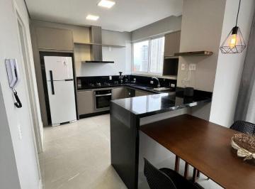 72211fd11bf4c98c1610a6b12543dbce0700eb6d · Amplo apartamento 02 suítes mais duas demi, no coração de Balneário Camboriú