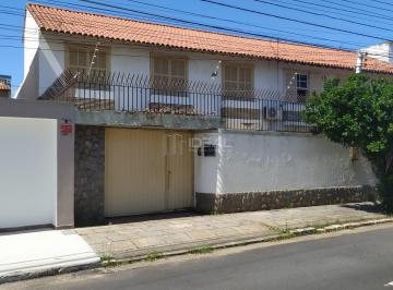 Casa · 300m² · 5 Quartos · 3 Vagas · Casa Triplex em Centro - Campos dos Goytacazes