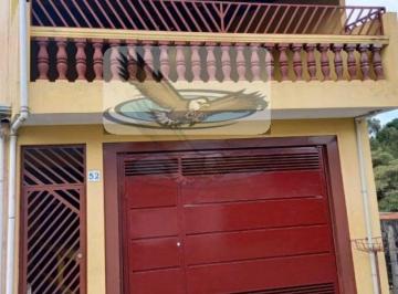 Casa · 131m² · 5 Quartos · 1 Vaga · Casa Padrão para Venda em Parque São Francisco Itatiba-SP