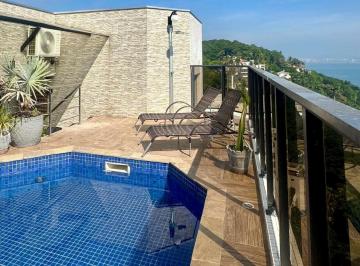 Apartamento · 262m² · 4 Quartos · 5 Vagas · Cobertura duplex reformada A VENDA no Condomínio Costão das Tartarugas.