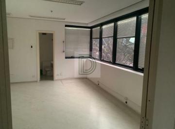 Comercial · 31m² · 1 Vaga · Sala comercial, com vaga em frente ao Shopping Eldorado e próximo ao metrô