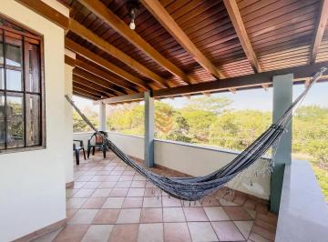 Casa · 418m² · 4 Quartos · Atenção Militares, investidores e familias grandes