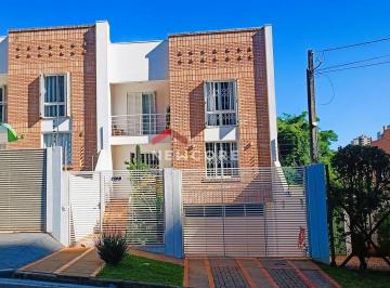 Casa · 235m² · 3 Quartos · 3 Vagas · Sobrado em  Rua Pará - Country - Cascavel/PR