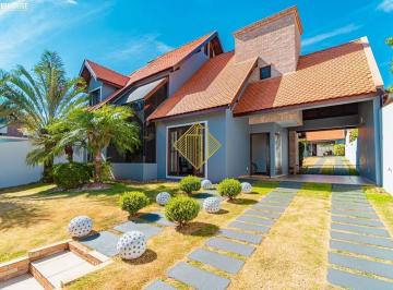 Casa · 490m² · 5 Quartos · 5 Vagas · Sobrado à venda, 2 quartos, 3 suítes, com piscina, Centro - Toledo/PR