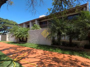 Casa · 549m² · 3 Quartos · 4 Vagas · Sobrado no Jardim La Salle com 1.020 mts²