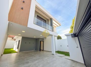 Casa · 178m² · 3 Quartos · 2 Vagas · SOBRADO BEM LOCALIZADO COM 1 SUÍTE E 2 QUARTOS NA VILA INDUSTRIAL, TOLEDO-PR