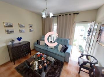 Foto 01 · Casa em rua plana, Santa Mônica, 3 quartos - 147,39 m²
