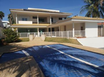 Casa · 411m² · 4 Quartos · 8 Vagas · Excelente casa no Bairro Altamira em Uberlândia