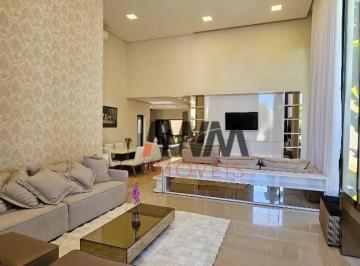 ba17187e478bfe4550b6e775dd17eb3f6531e117 · Linda casa térrea com 3 suítes à venda, 206 m² por R$ 2.350.000 - Jardins Madri - Goiânia/GO