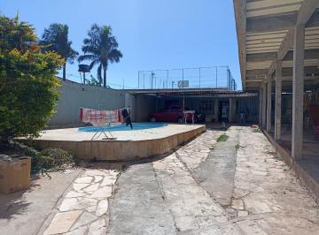 Casa de 6 quartos, Gama · Oportunidade! Casa com 03 quartos, lote 500m²