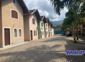 Foto 02 · Casa em Ubatuba, 300 metros da Praia do do Sapê, 2 dormitórios, Oportunidade.