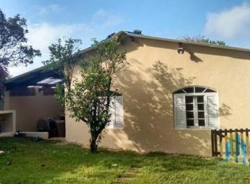 Casa · 400m² · 3 Quartos · 4 Vagas · Belíssima Casa à Venda!