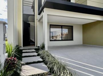 Casa · 165m² · 3 Quartos · 2 Vagas · 
                                Fantástico imóvel no Condomínio Condado de Toronto 
               
