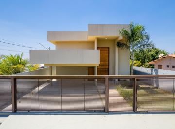 Casa Venda 600m² de 4 quartos · MOBILIADA, NOVA, PISCINA, FOTOVOLTAICA, 3 SUITES
