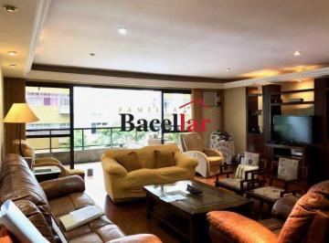 Apartamento · 190m² · 4 Quartos · 3 Vagas · Apartamento de quatro quartos e três suítes à venda na Tijuca
