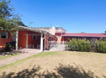 Casa · 128m² · 2 Quartos · 2 Vagas · Casa Mista c/ quiosque e piscina