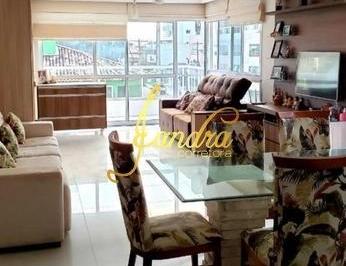 Apartamento · 210m² · 4 Quartos · 2 Vagas · Apartamento 04 suites com duas vagas de garagem com piscina